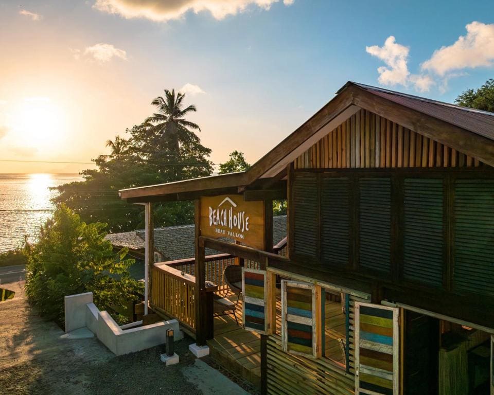 Beach House Beau Vallon - Main view