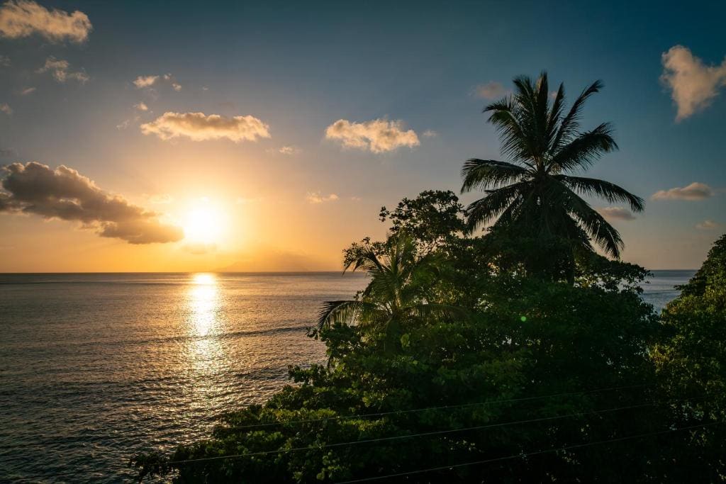 Beach House Beau Vallon - View 7