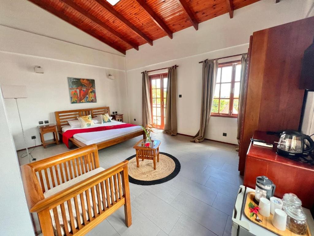 Hilltop Boutique Hotel - View 2