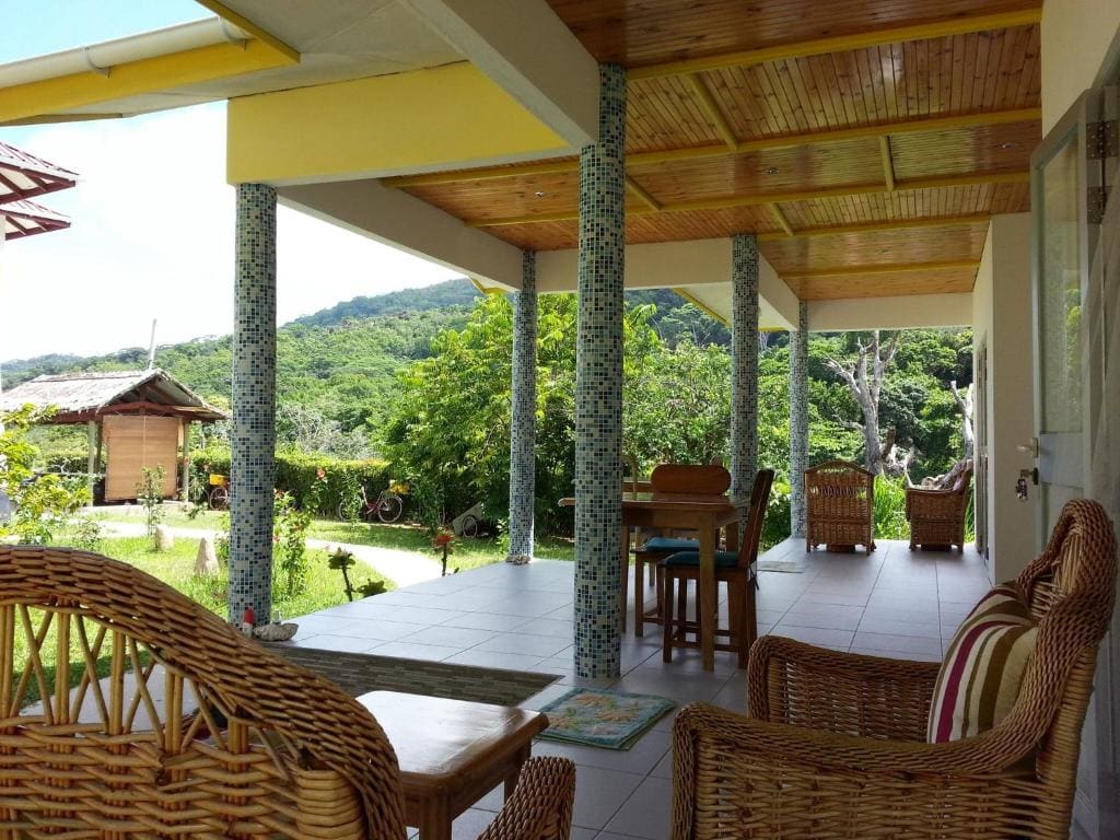 Zanboza Guesthouse - View 3