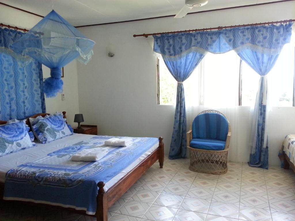 Zanboza Guesthouse - View 6