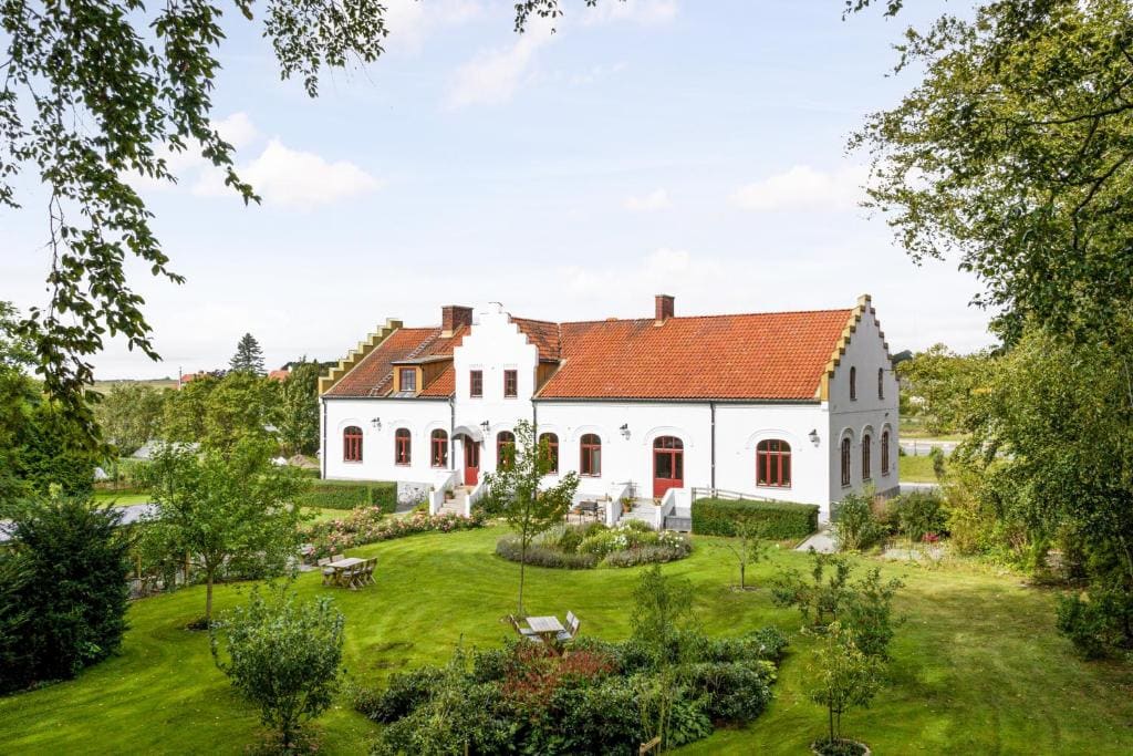 Vita Huset på Österlen - Main view