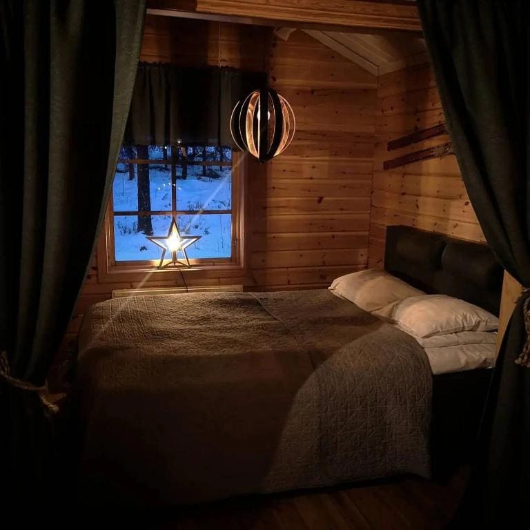 White mountain Lodge - View 2