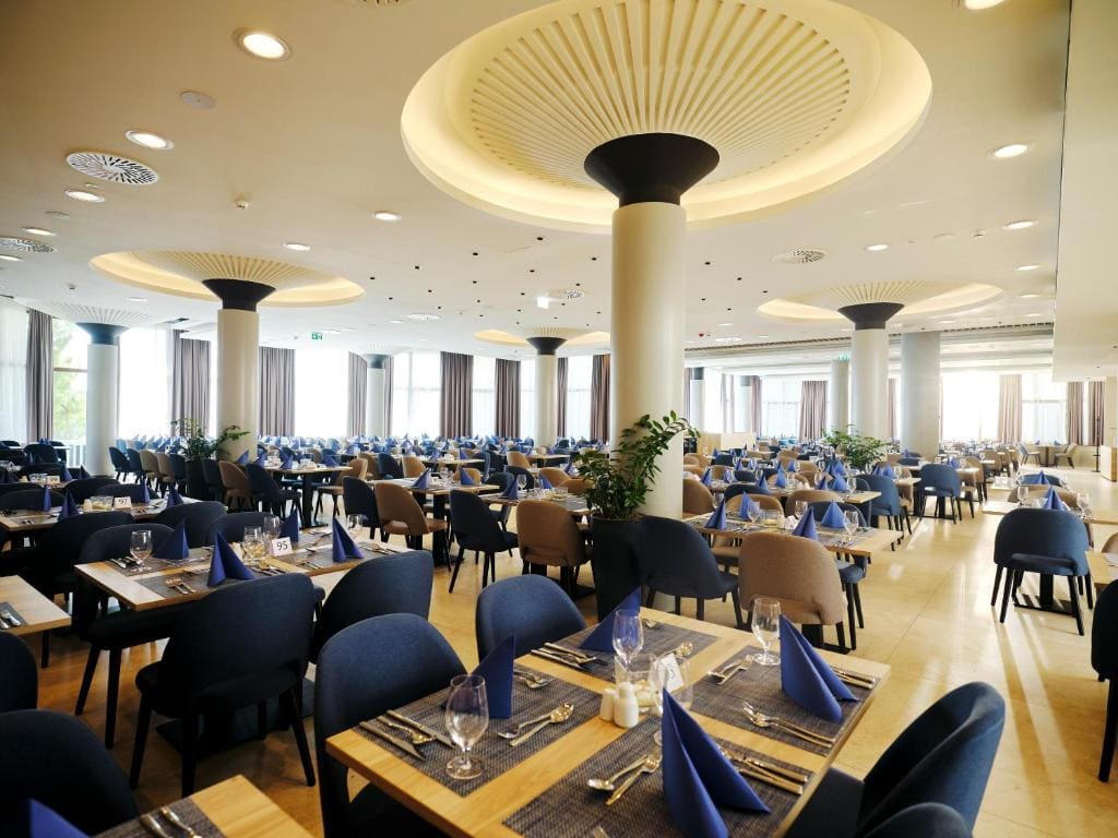 Hotel Riviera - Terme & Wellness LifeClass - View 3