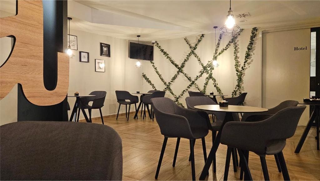 Lipa, Hotel & Bistro - View 5