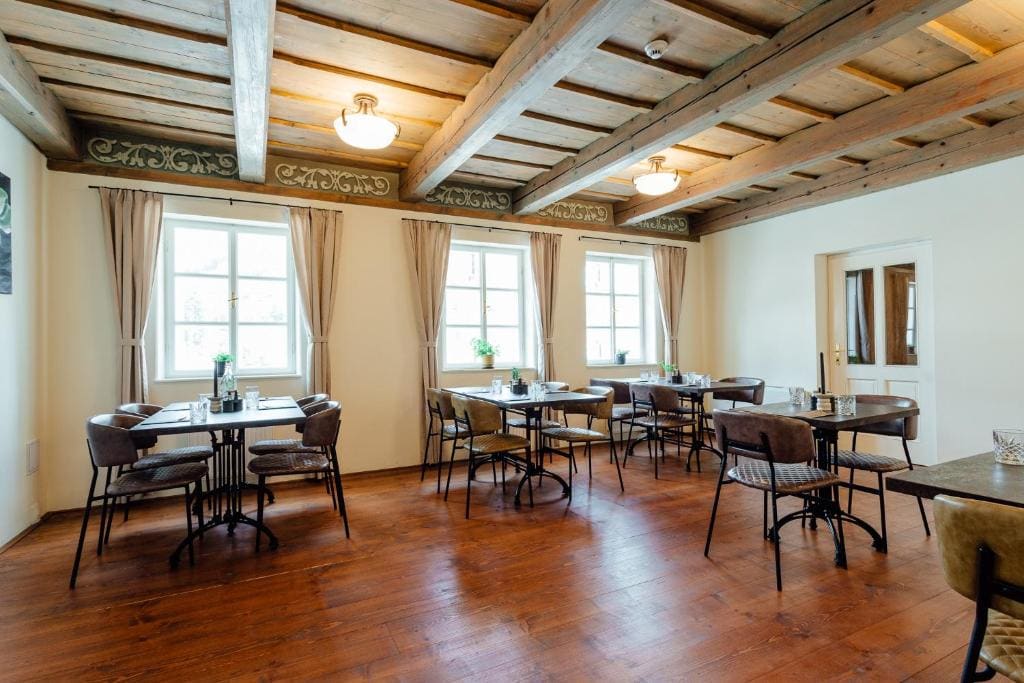 Hotel Glaus - View 3