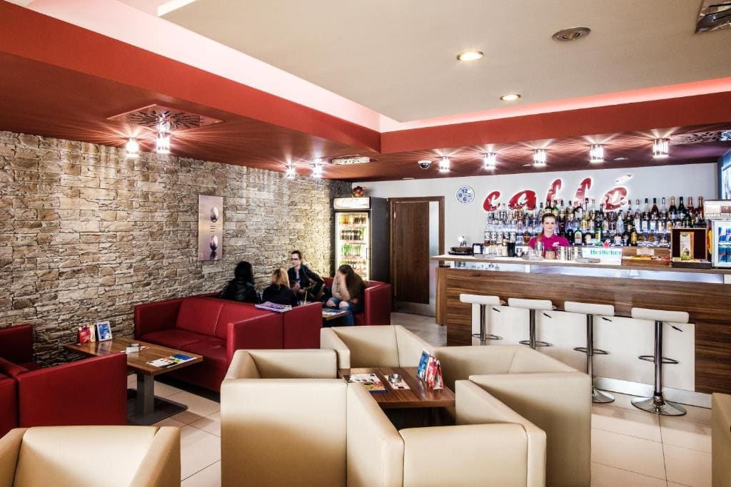 Hotel Comfort with free Wellness and Fitness Centrum - View 4