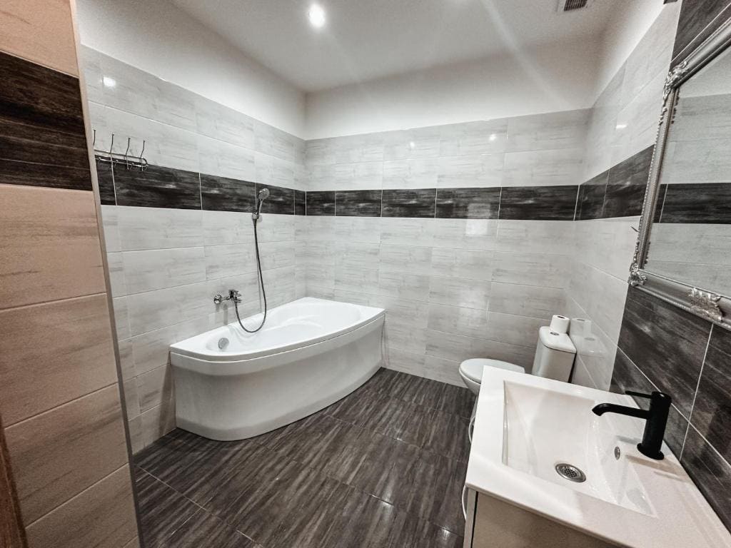 Boutique Residence - View 2