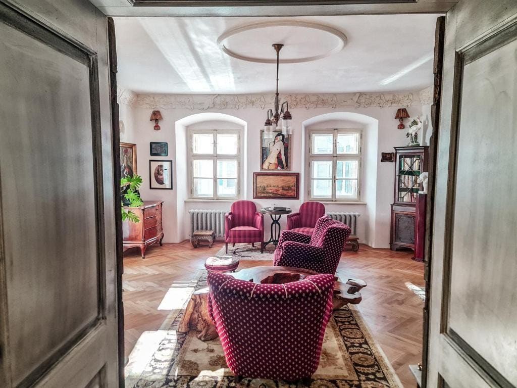 Divná pani Luxury Gallery Rooms - View 3