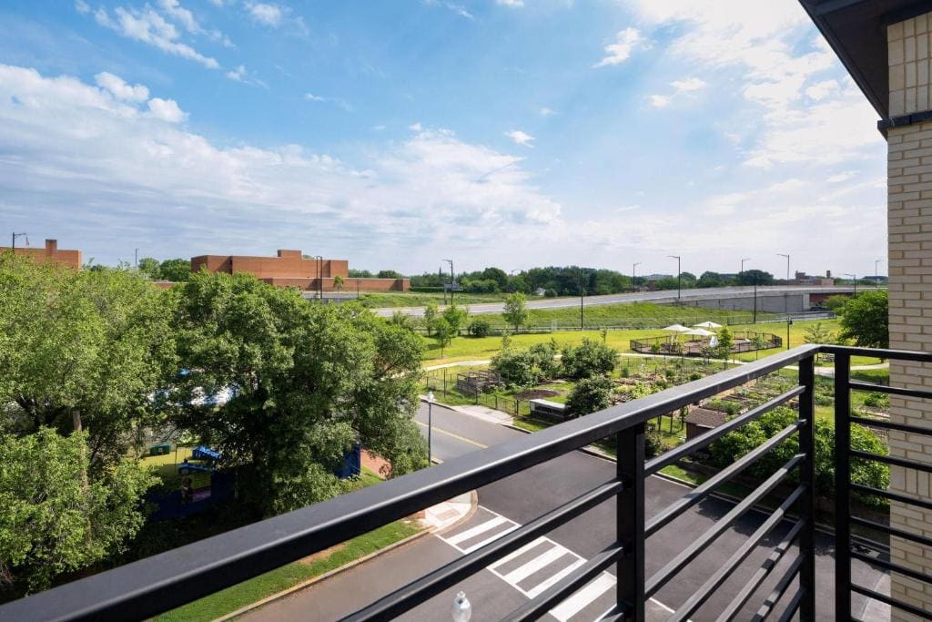 Reside Navy Yard, a Wyndham Residence - View 6