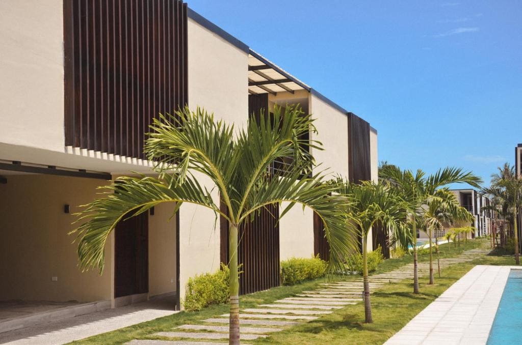 Astra Beach Club & Resort - Main view