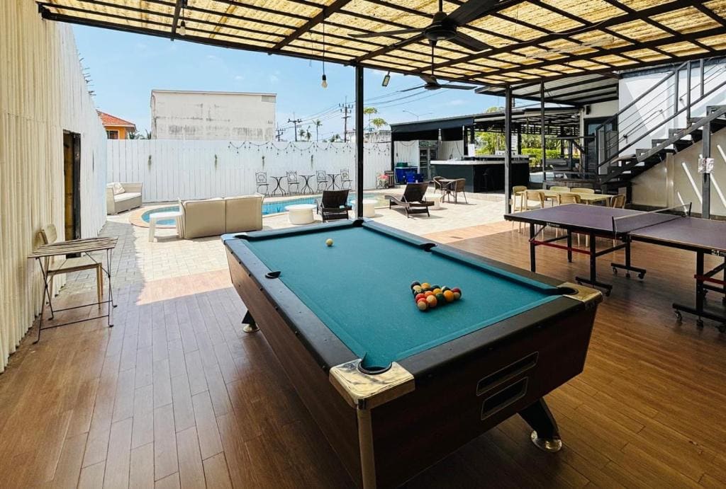 1715 House - White Rhino - View 6