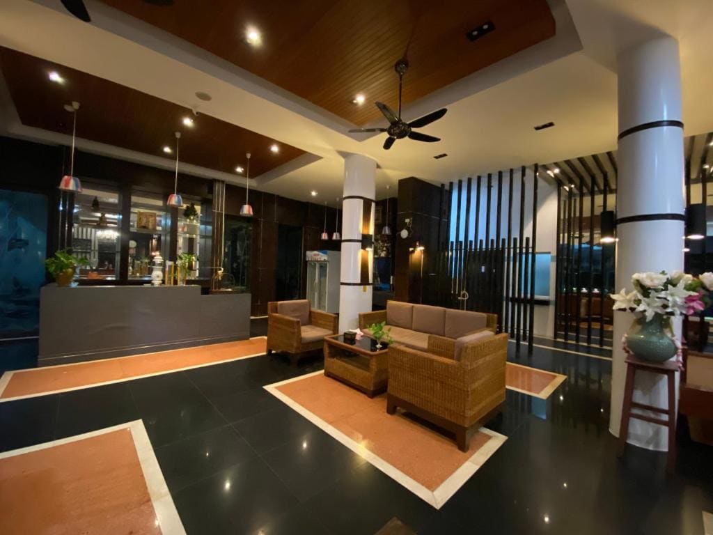 77 Patong Hotel & Spa - View 4