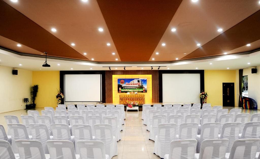Burapabeach บูรพาบีช ติดทะเล - View 3