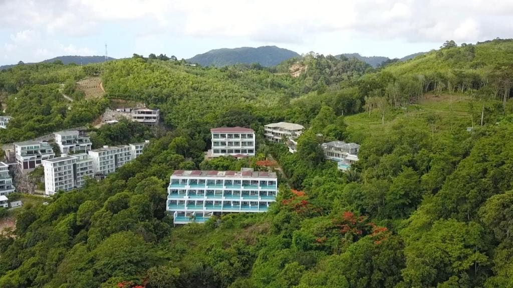 Amala Grand Bleu Resort Hilltops - SHA - Main view