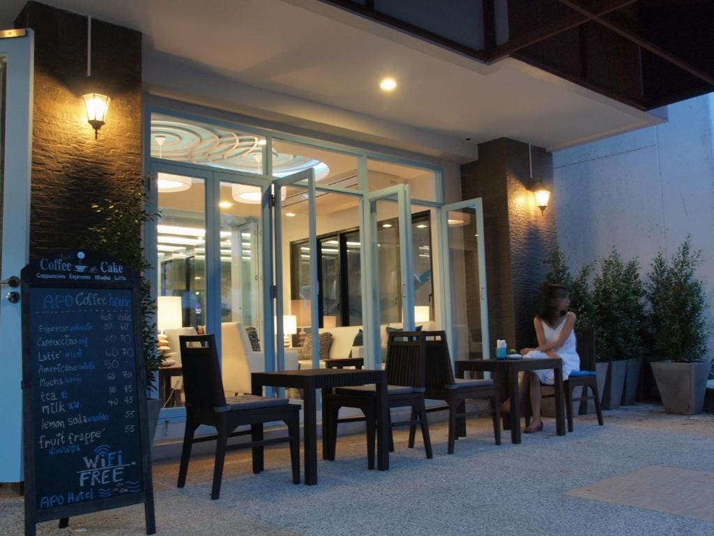 Apo Hotel - Main view