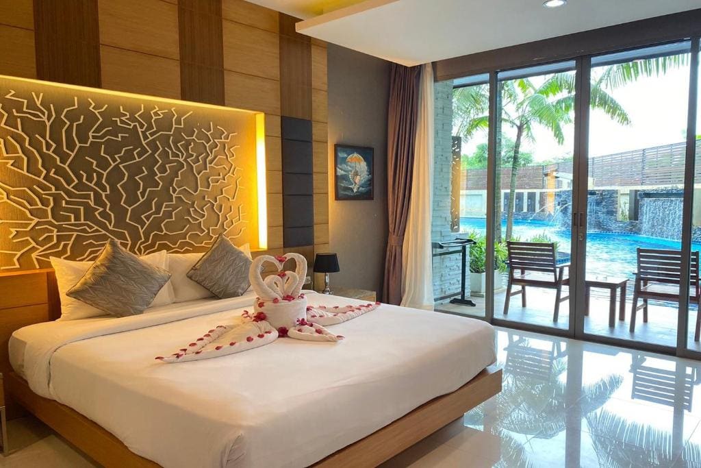 Aqua Resort Phuket - Near Beach and Chalong Pier - View 6