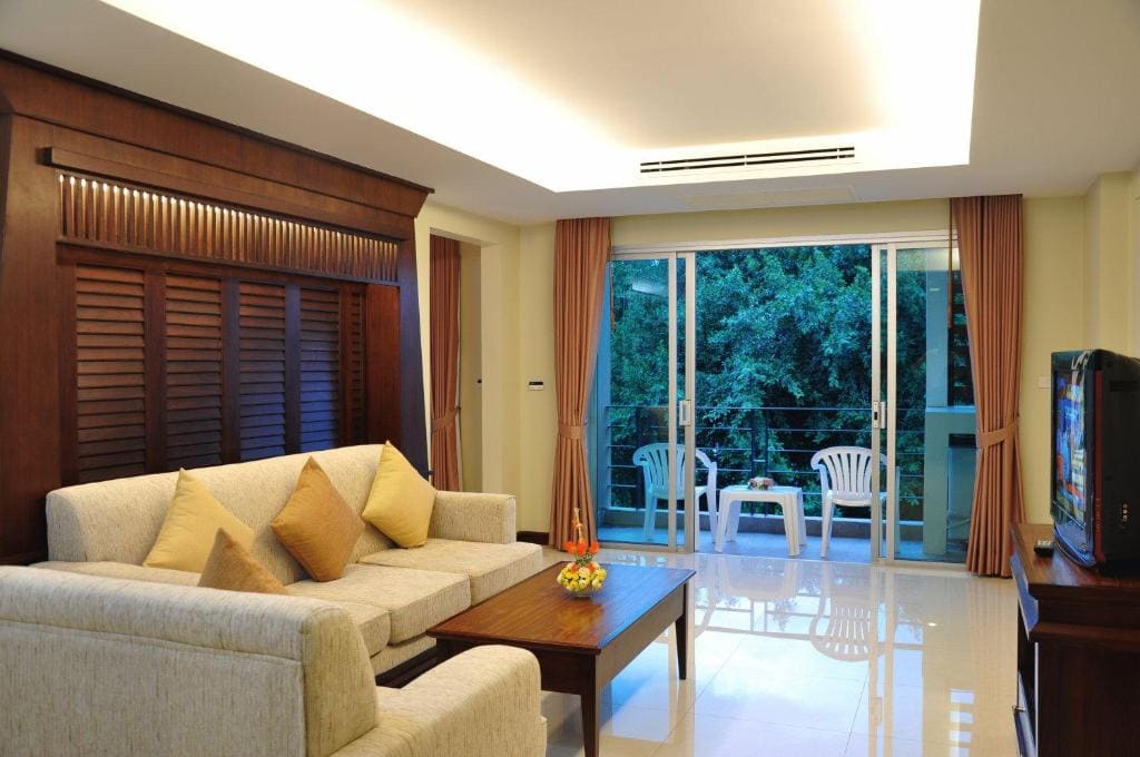August Suites - View 7