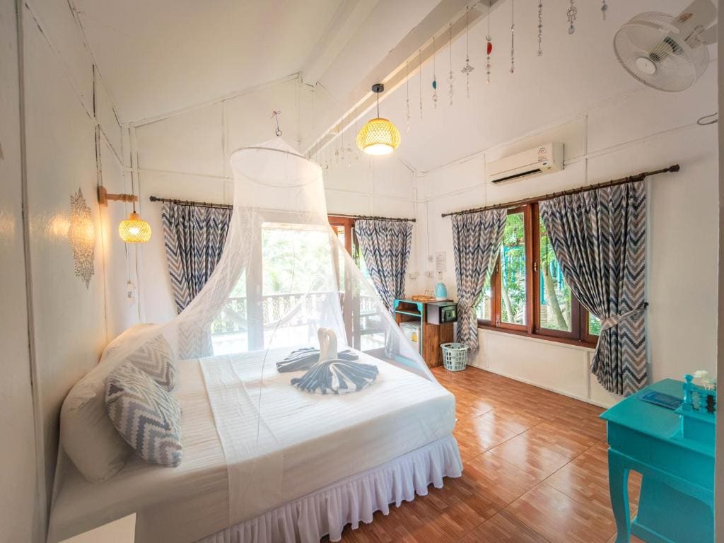 Baan Kiao - View 2