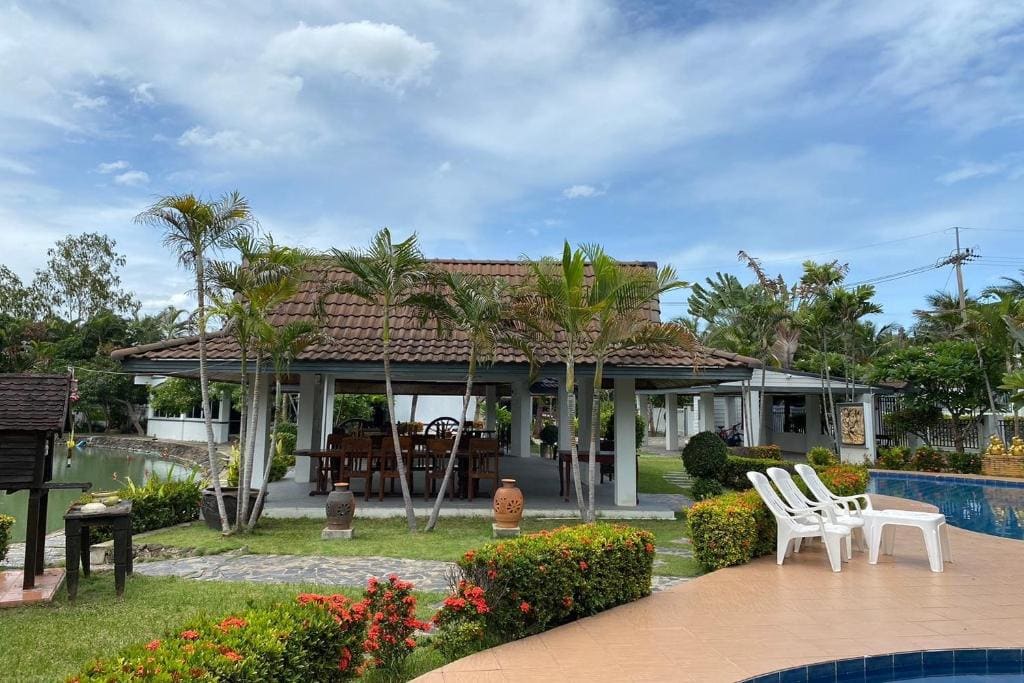 Baan Sanuan Resort - View 4