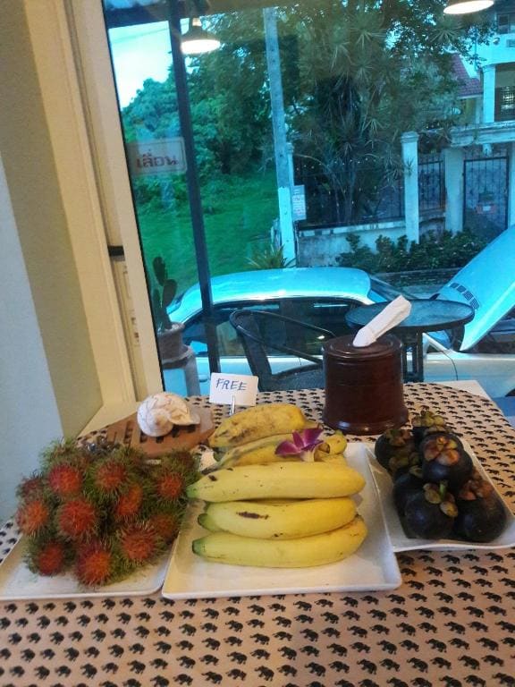 Baanlugchange Hotel โรงแรมบ้านลูกช้าง - Main view