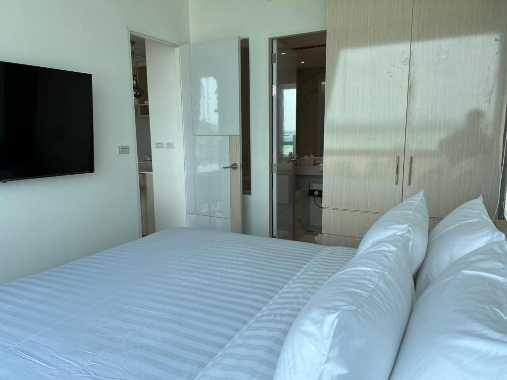 Beachfront Bliss at Naiyang Phuket by ALPHATEL - View 3