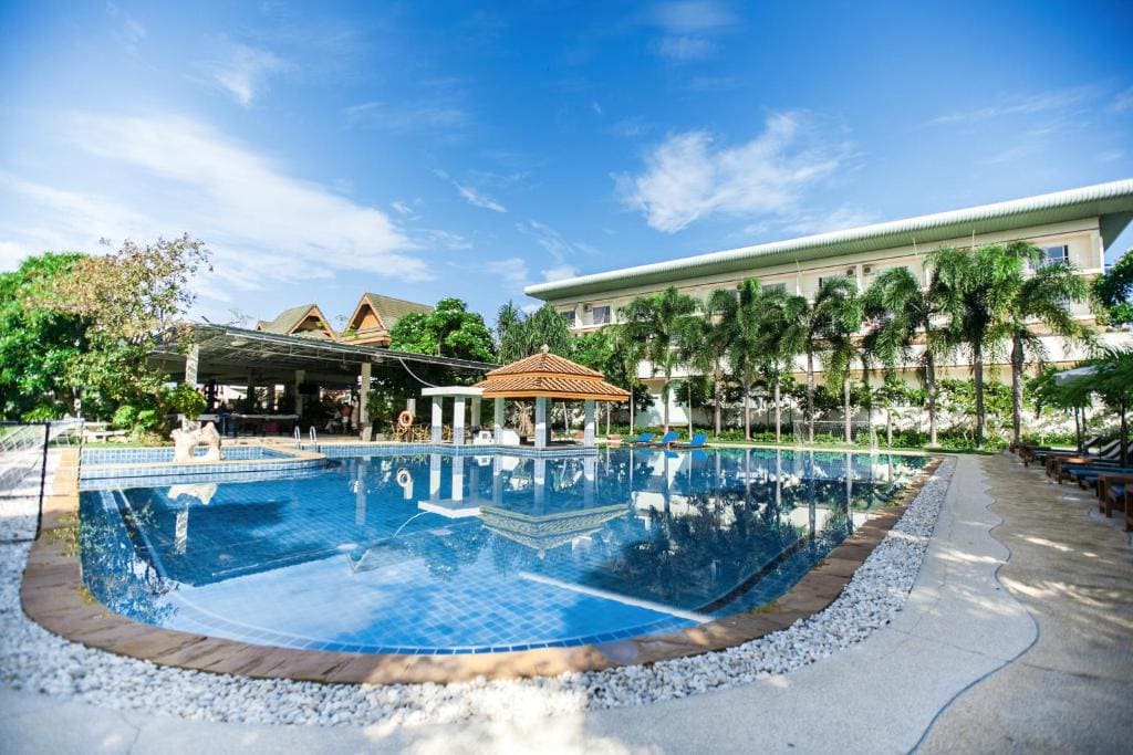 Blue Beach Grand Resort And Spa - View 3