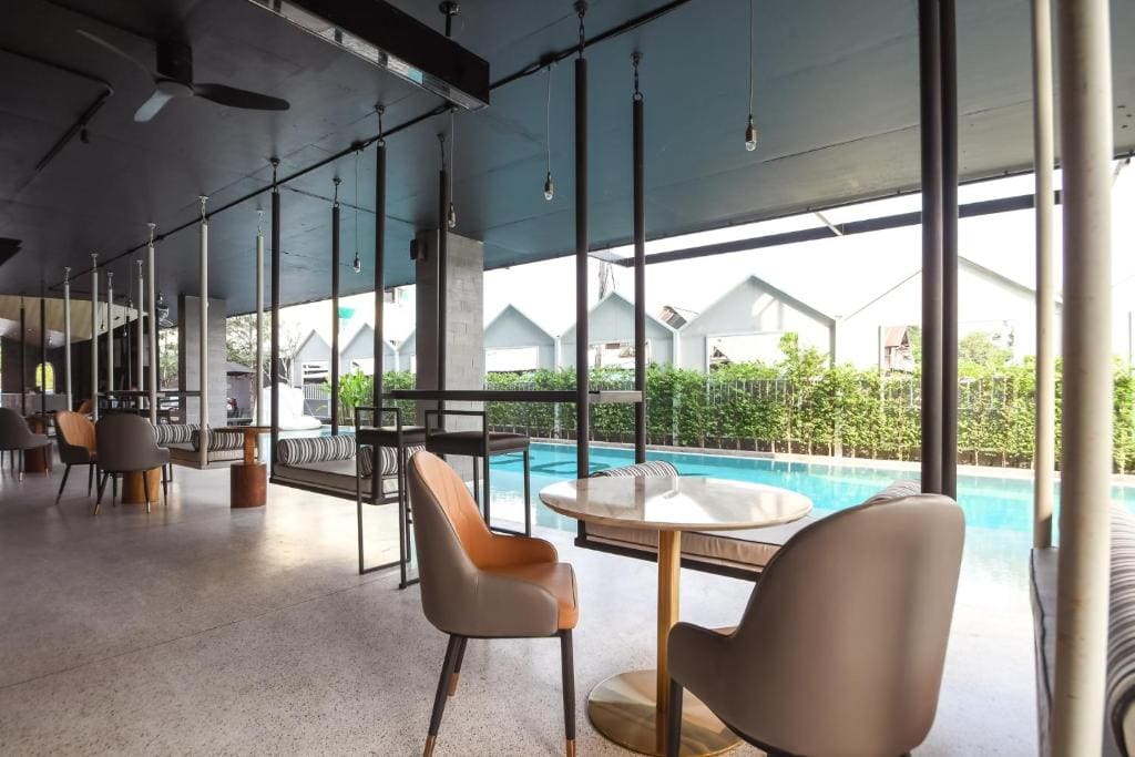 BOOK Design Hotel - View 4