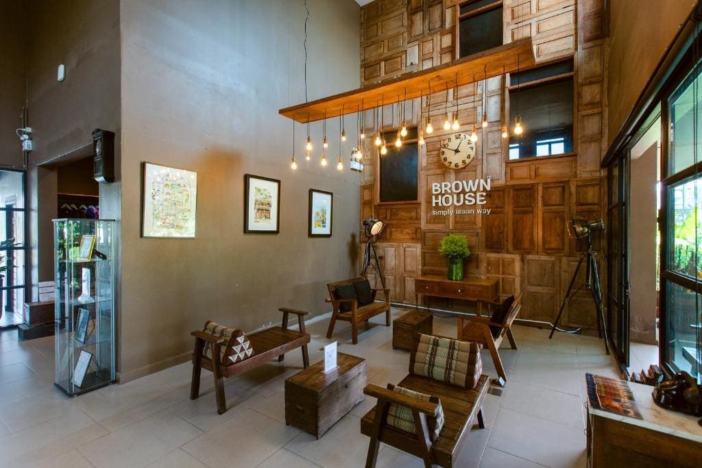 Brown House Hotel - View 5