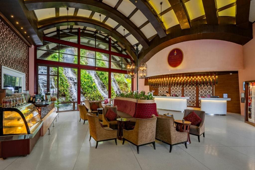 Centara Grand Beach Resort Phuket - View 4