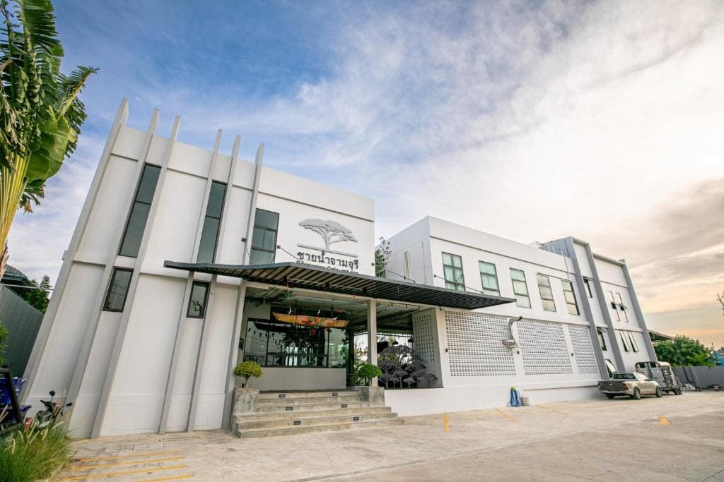 Chainam-Charmchuree residences cafe and spa - Main view
