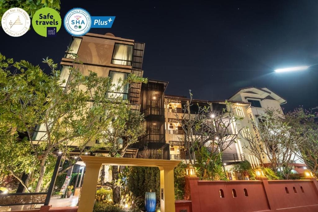 Chiang Mai Thai House,Thapae - Main view