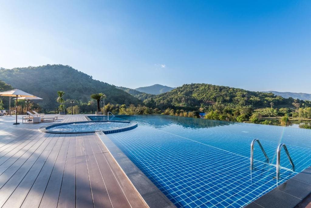 ChiangRai Lake Hill - View 5