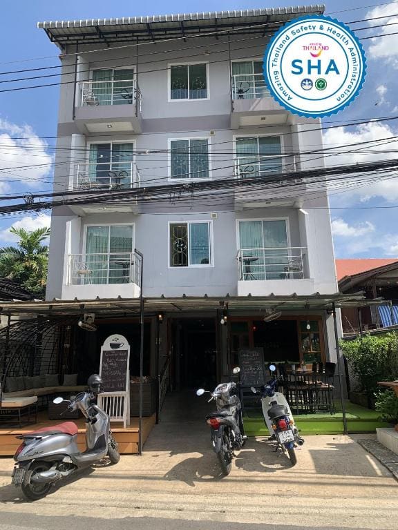 Chinda Boutique Hotel - Main view