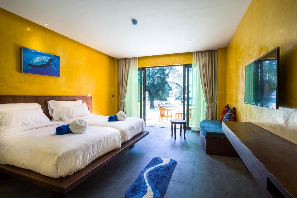 Coriacea Beachfront Boutique Phuket Resort - View 2