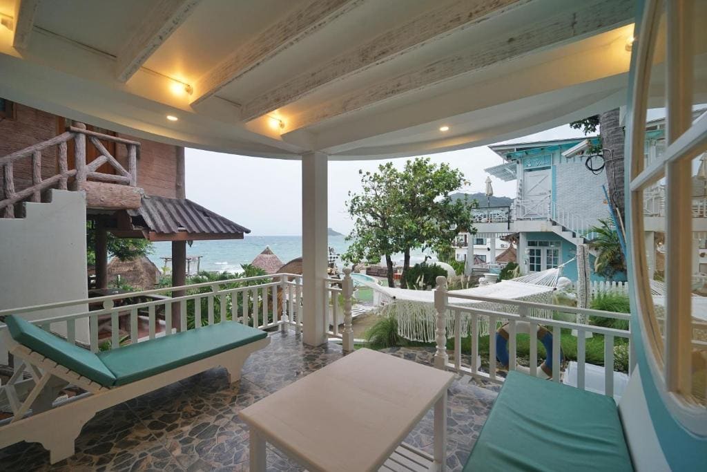 DD Hut Koh Tao - View 3