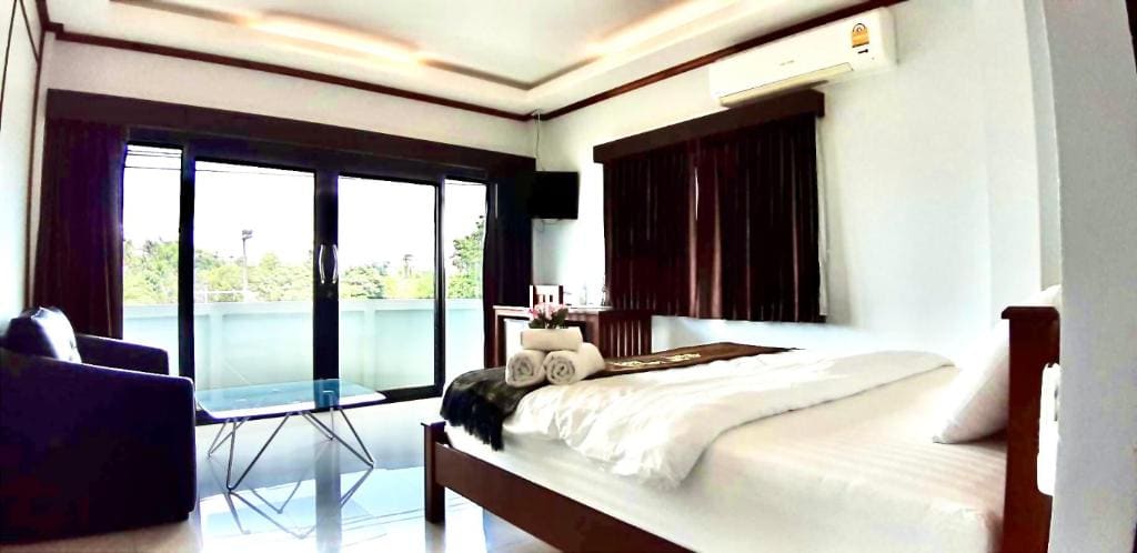 EZ House - View 6