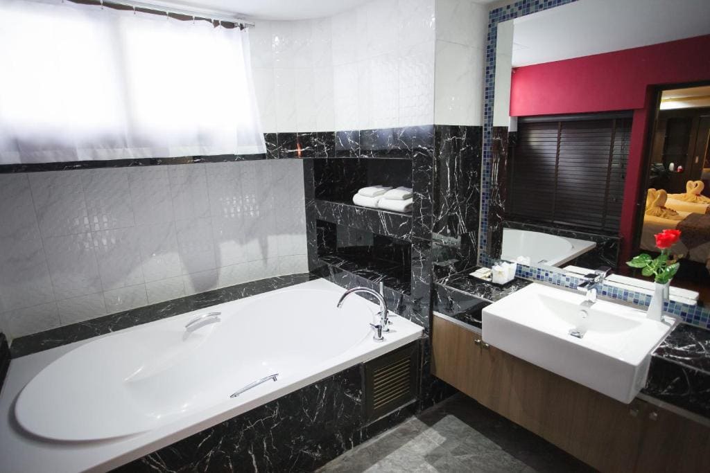 Grand Pink Hotel Hatyai - View 3