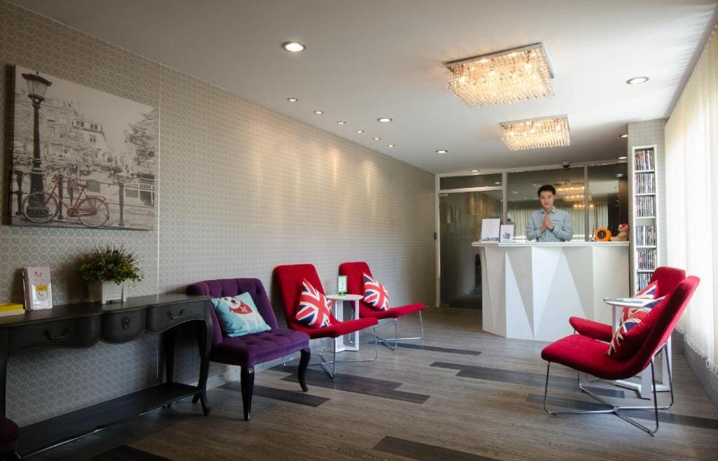iCheck inn Residences Sathorn - View 3