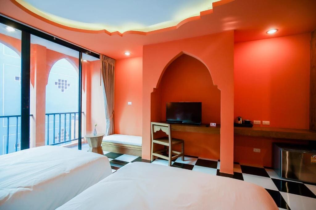 Khaleej Mass Hotel Patong - View 4