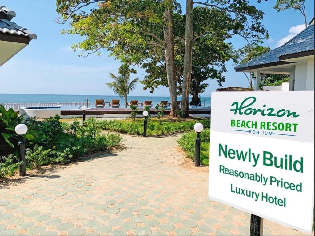 Horizon Beach Resort Koh Jum - Main view