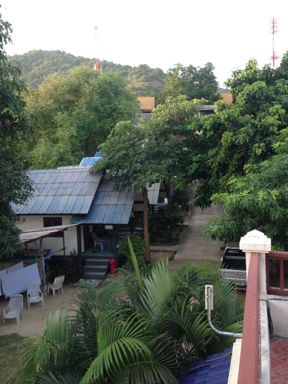 Light In bungalow - View 4