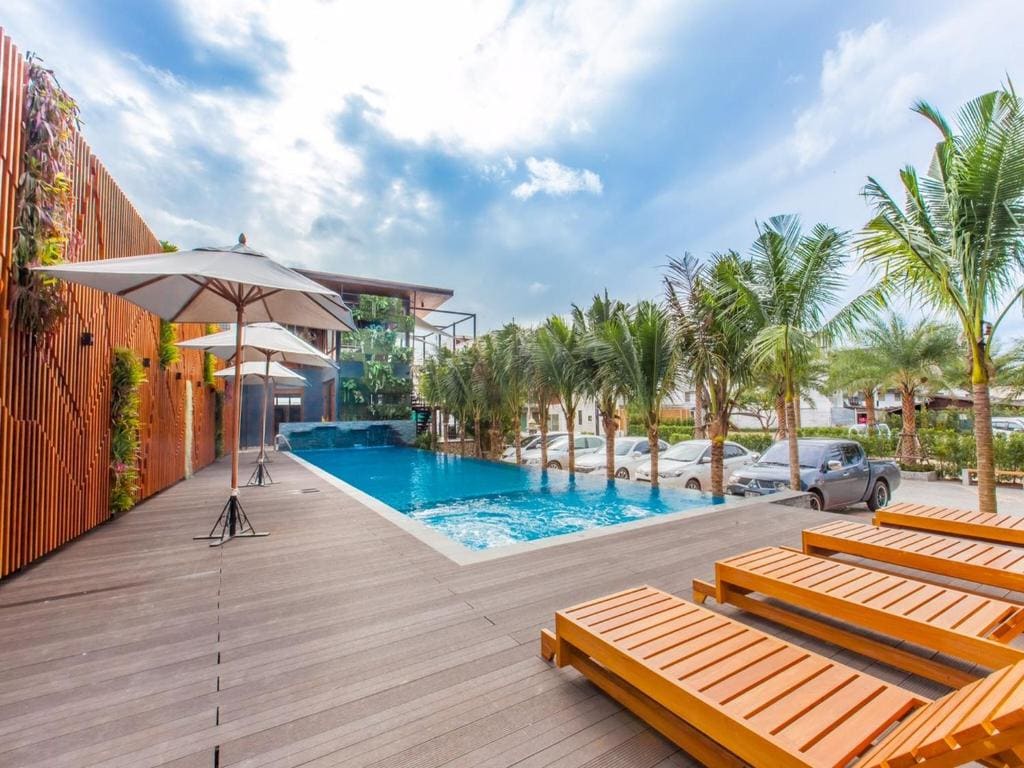 Loft Mania Boutique Hotel - View 3