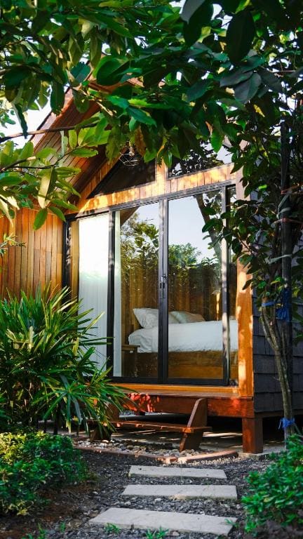 Lush inn Phuket - View 2
