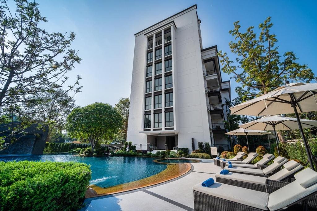Manhattan Pattaya Hotel - SHA Extra Plus - Main view