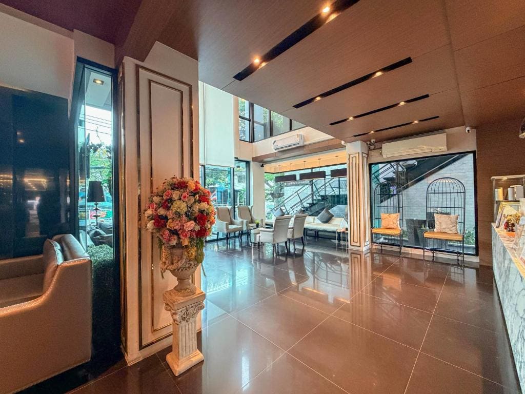 Marigold Sukhumvit - Free Shuttle to BTS Bearing Station - View 4
