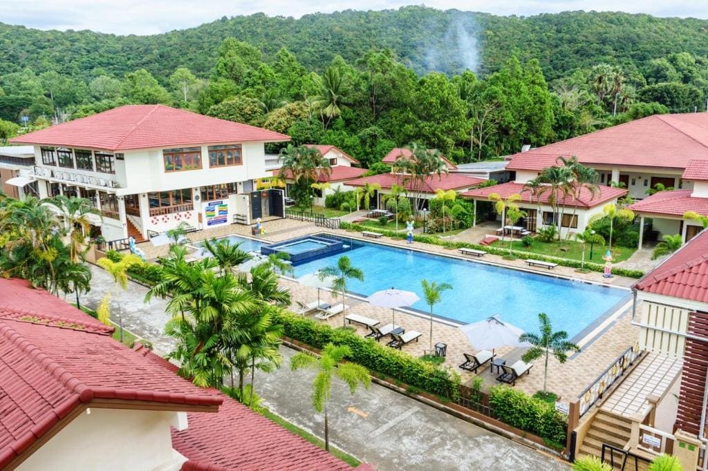 New Travel Beach Hotel & Resort - View 5