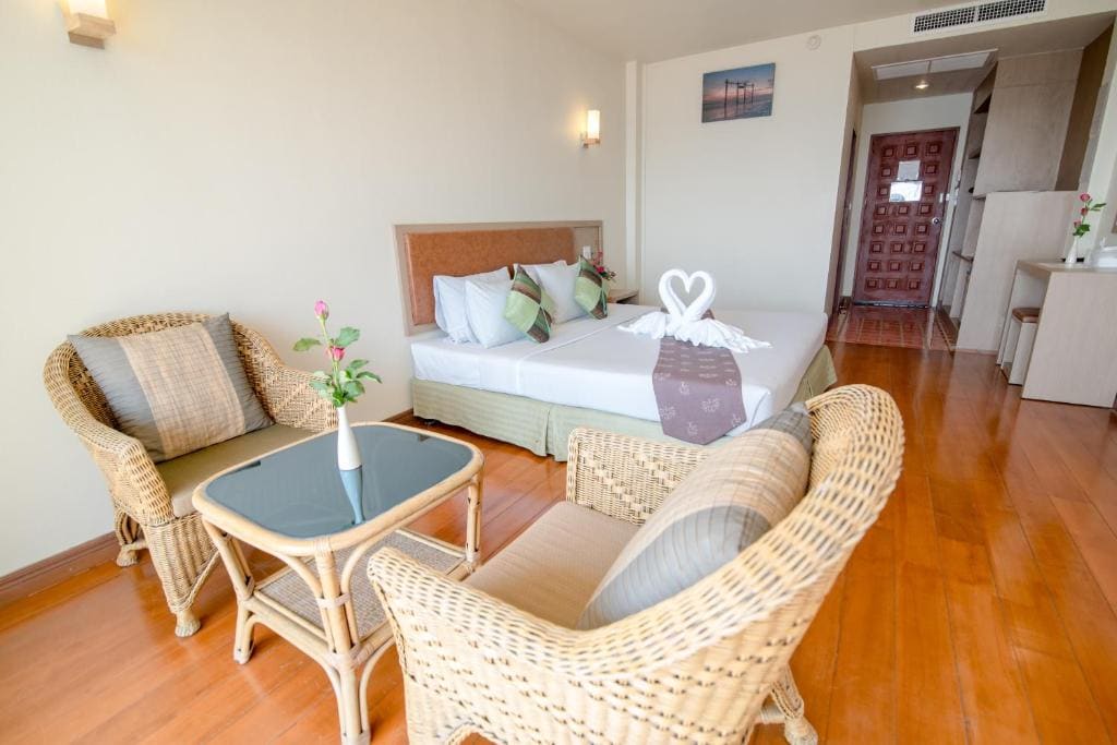 New Travel Beach Hotel & Resort - View 6