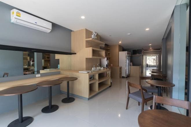 Nora LakeView - View 5