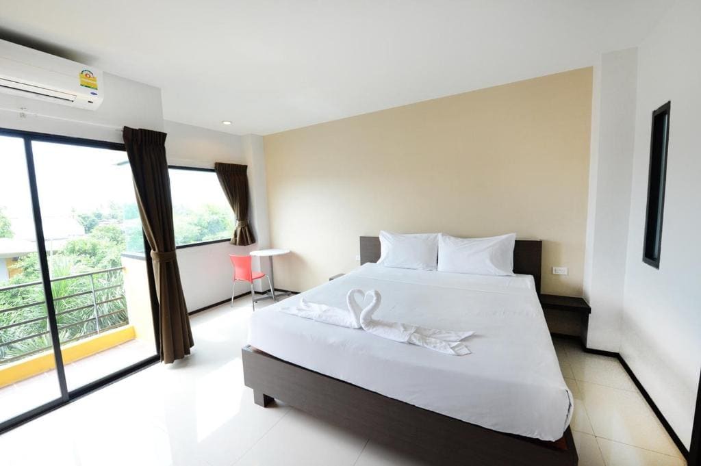 Paradise Resort - View 6
